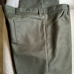 WRANGLER JEANS VINTAGE POLYESTER WILL LAST A LIFETIME ARMY GREEN COLOR